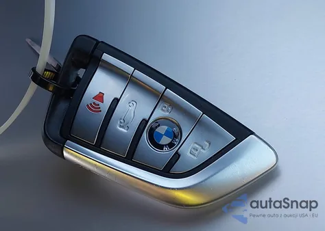 2022 BMW X5 Sdrive40I z USA, uszkodzony, nr VIN 5UXCR4C02N9L84578